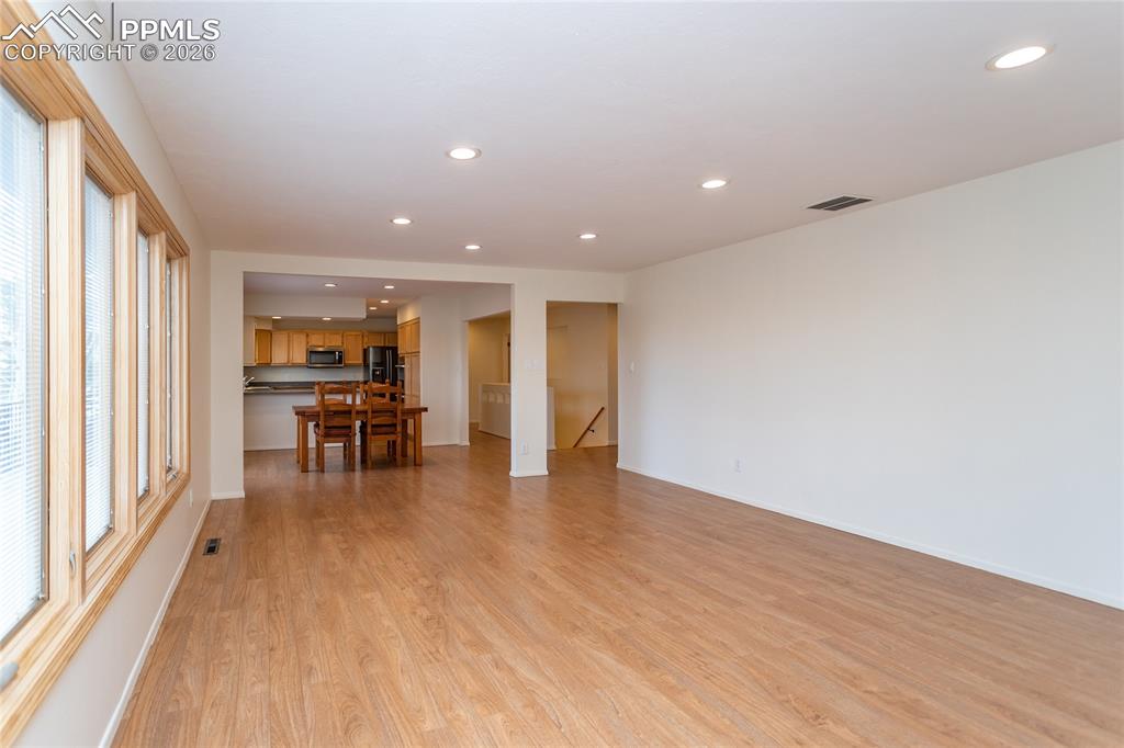 Image 10 of 50: Living Room