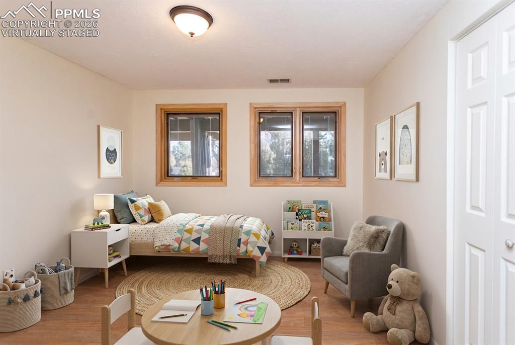 Image 33 of 50: Virtually Staged