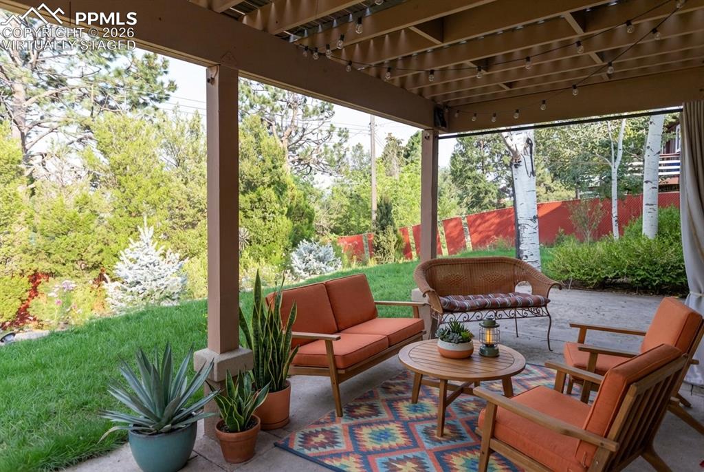 Image 42 of 50: Virtually Staged