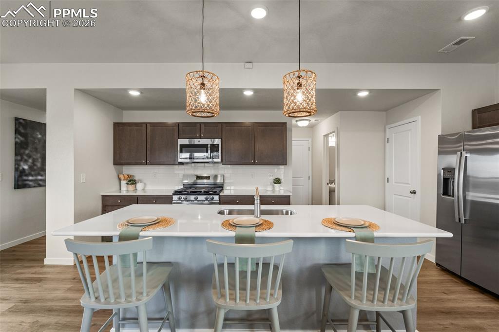 Image 12 of 46: Kitchen