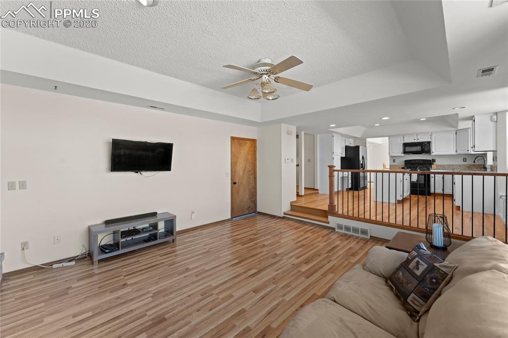 Image 17 of 48: Living Room