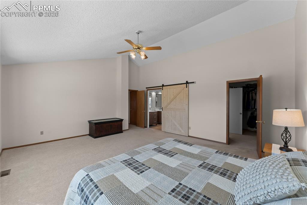 Image 25 of 48: Bedroom