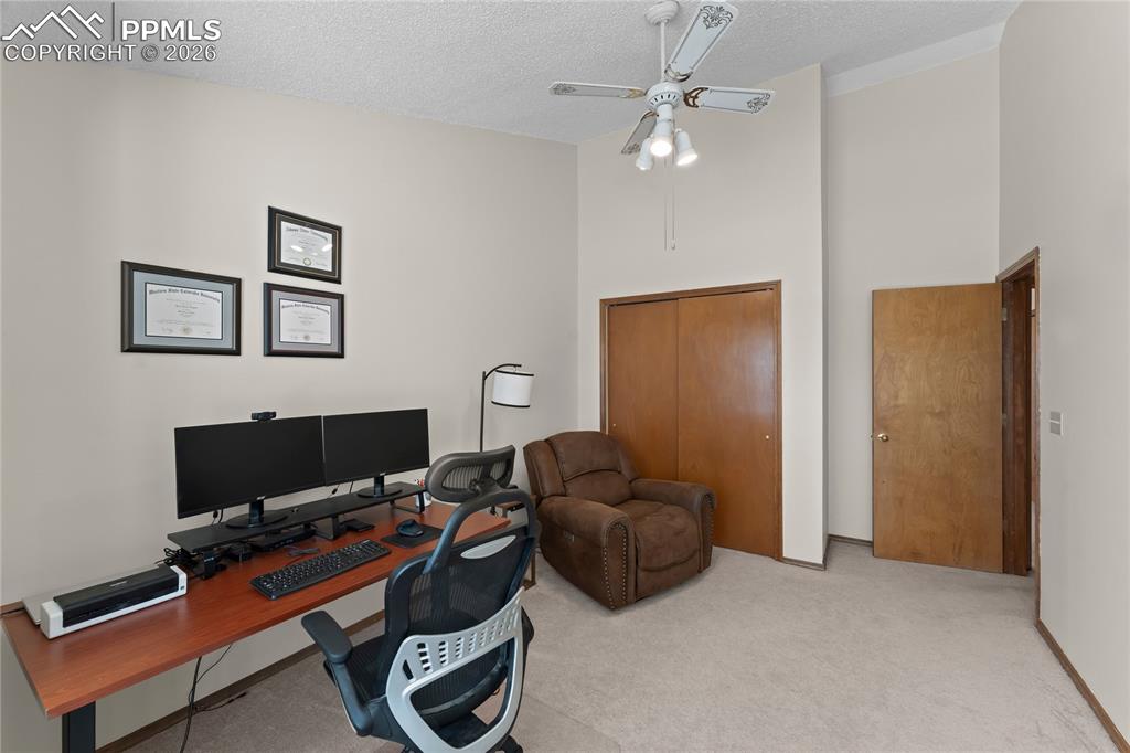 Image 33 of 48: Bedroom