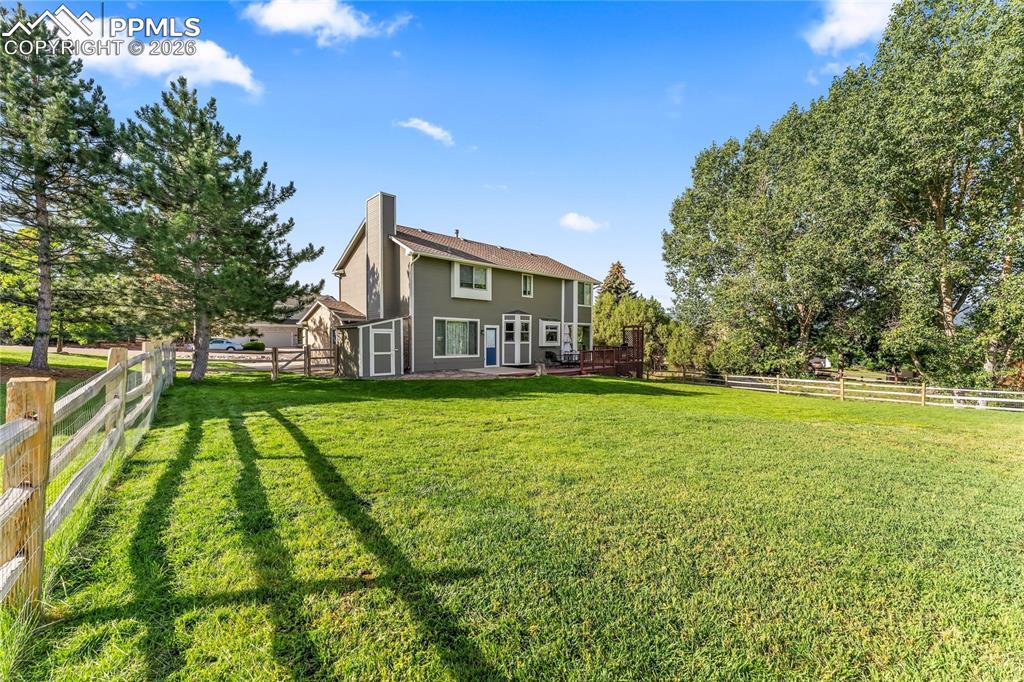 Image 48 of 48: Back of Structure