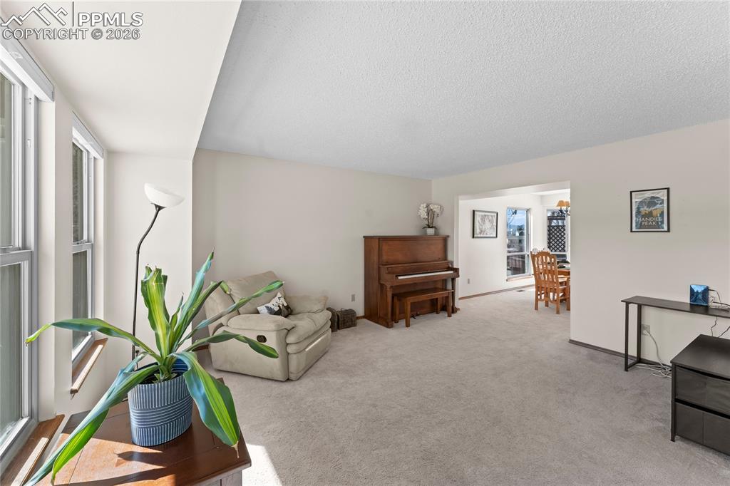 Image 5 of 48: Sitting Room