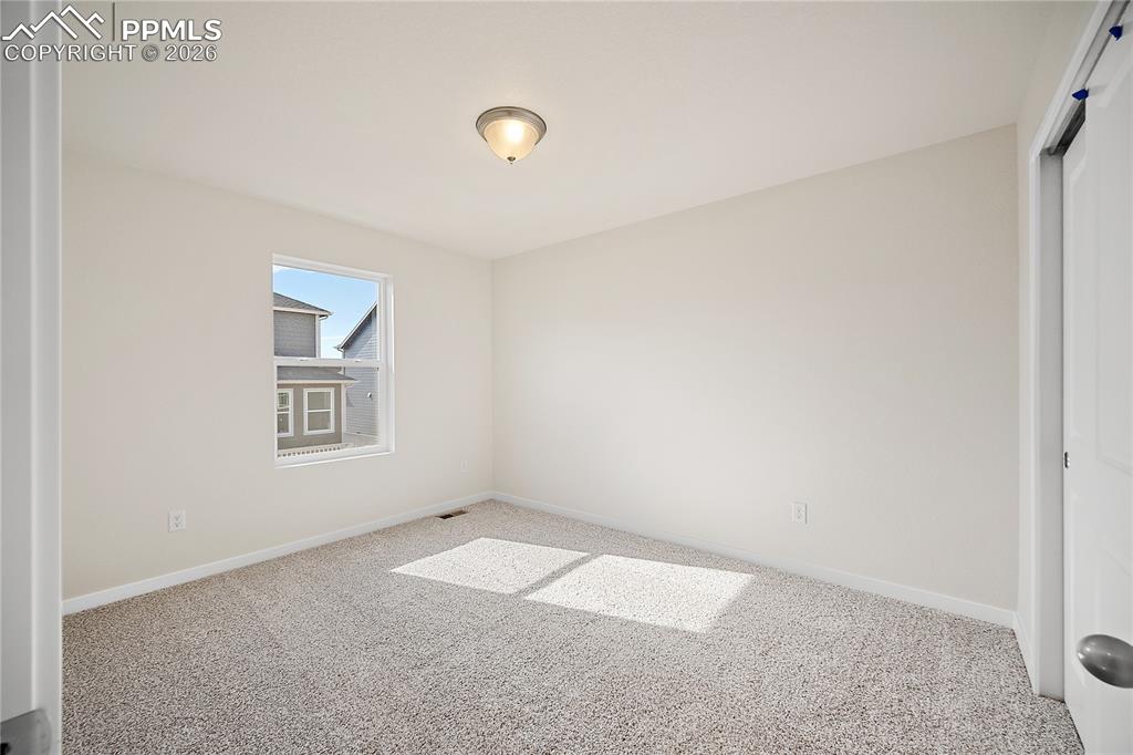 Image 34 of 43: Bedroom