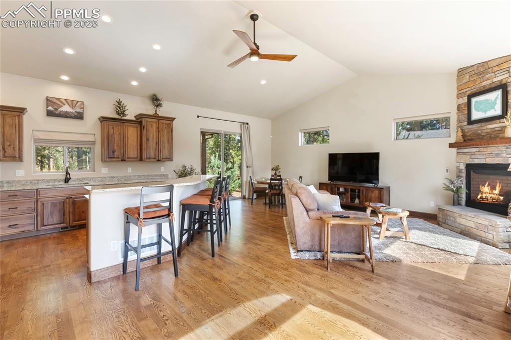 Image 10 of 40: Living Room