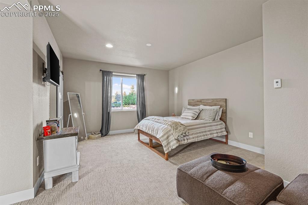 Image 32 of 46: Bedroom 3 with ensuite bath