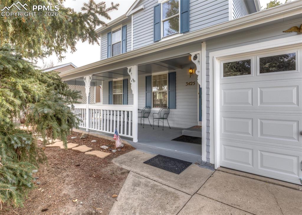 Image 2 of 30: Entry