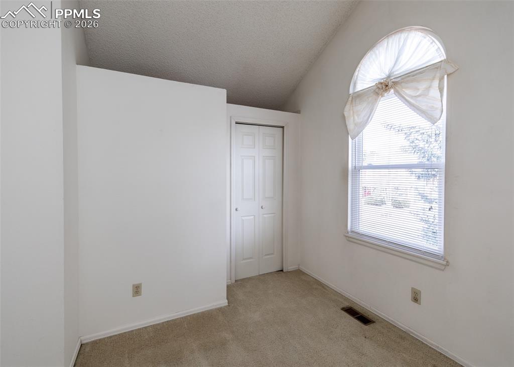 Image 21 of 30: Bedroom 2