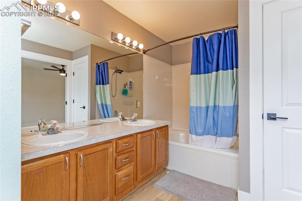 Image 24 of 45: Master Bathroom