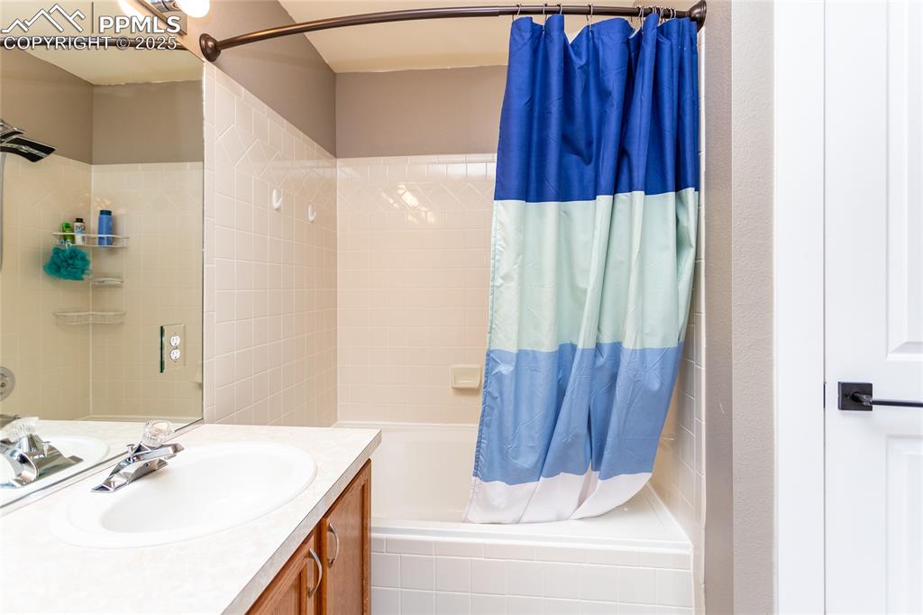 Image 25 of 45: Master Bathroom