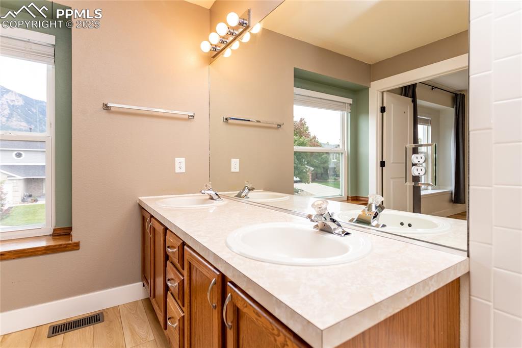 Image 26 of 45: Master Bathroom