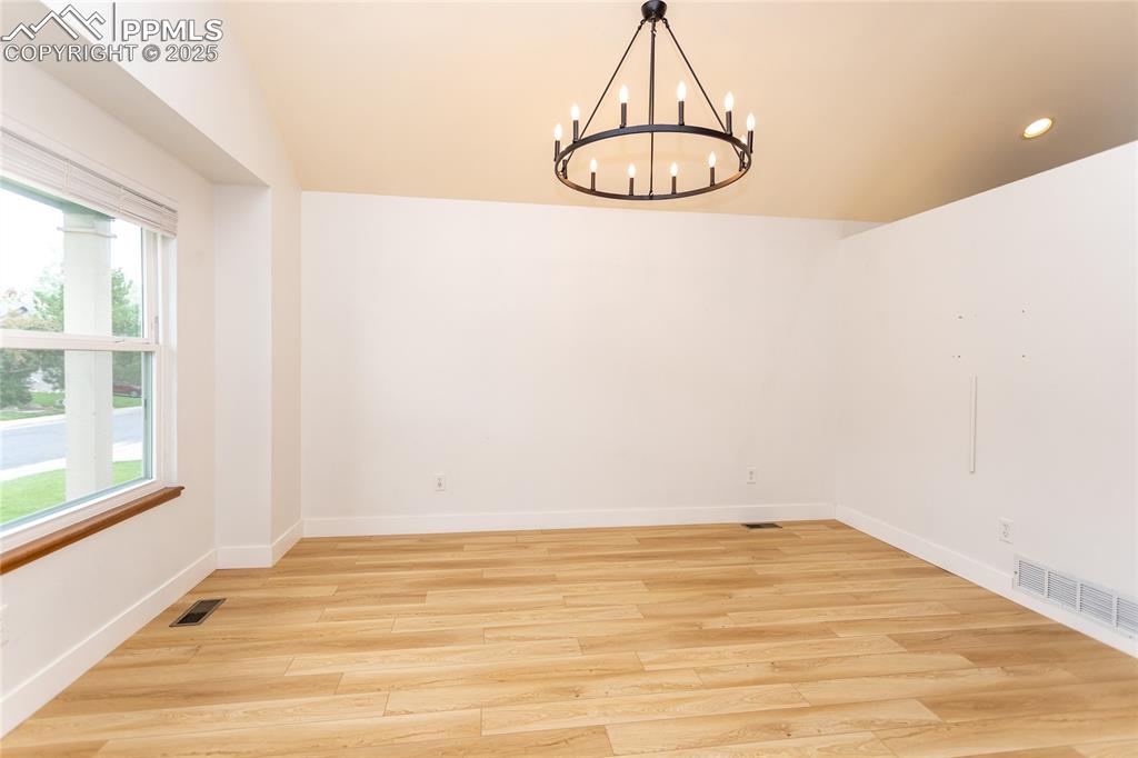 Image 4 of 45: Living Room