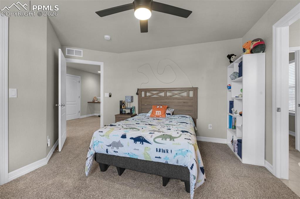 Image 25 of 43: Bedroom