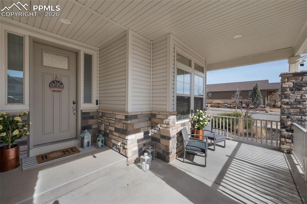 Image 3 of 43: Entry