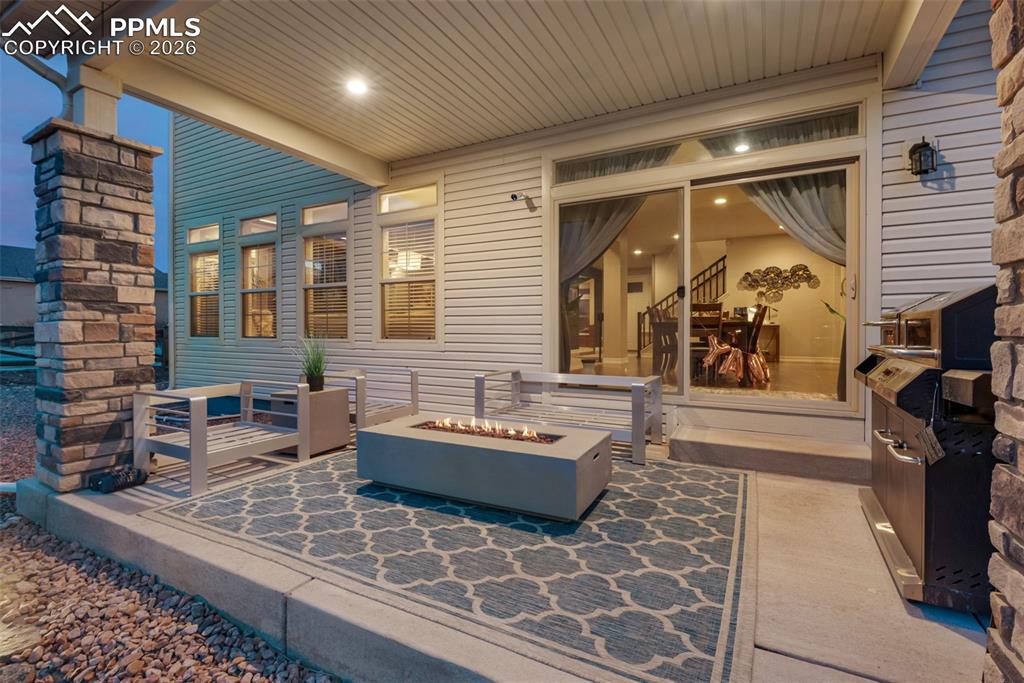 Image 32 of 43: Patio