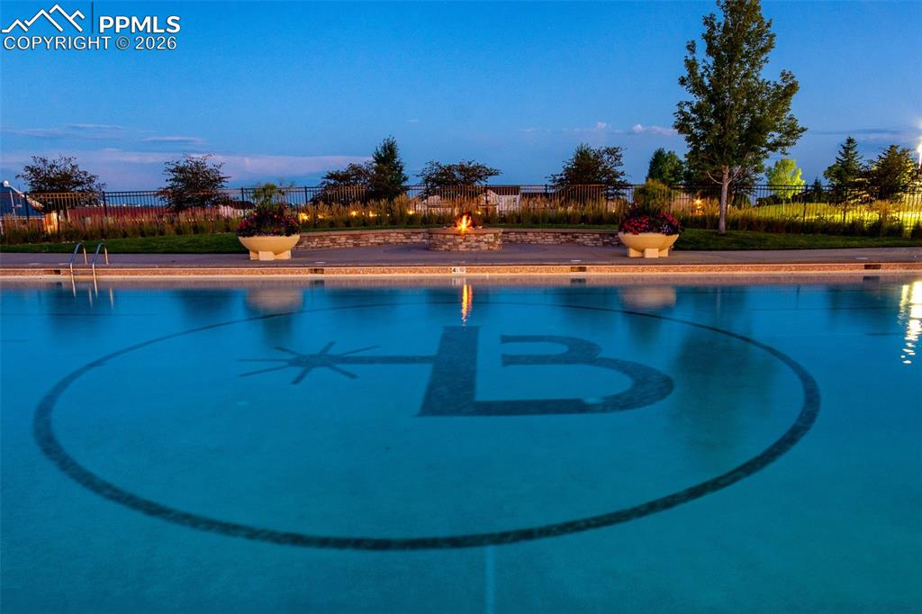 Image 37 of 43: Pool