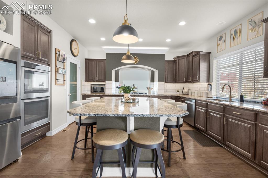 Image 9 of 43: Kitchen