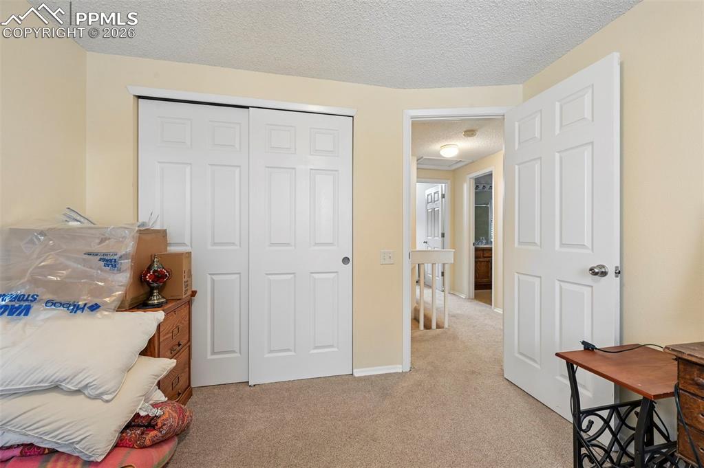 Image 12 of 33: Bedroom