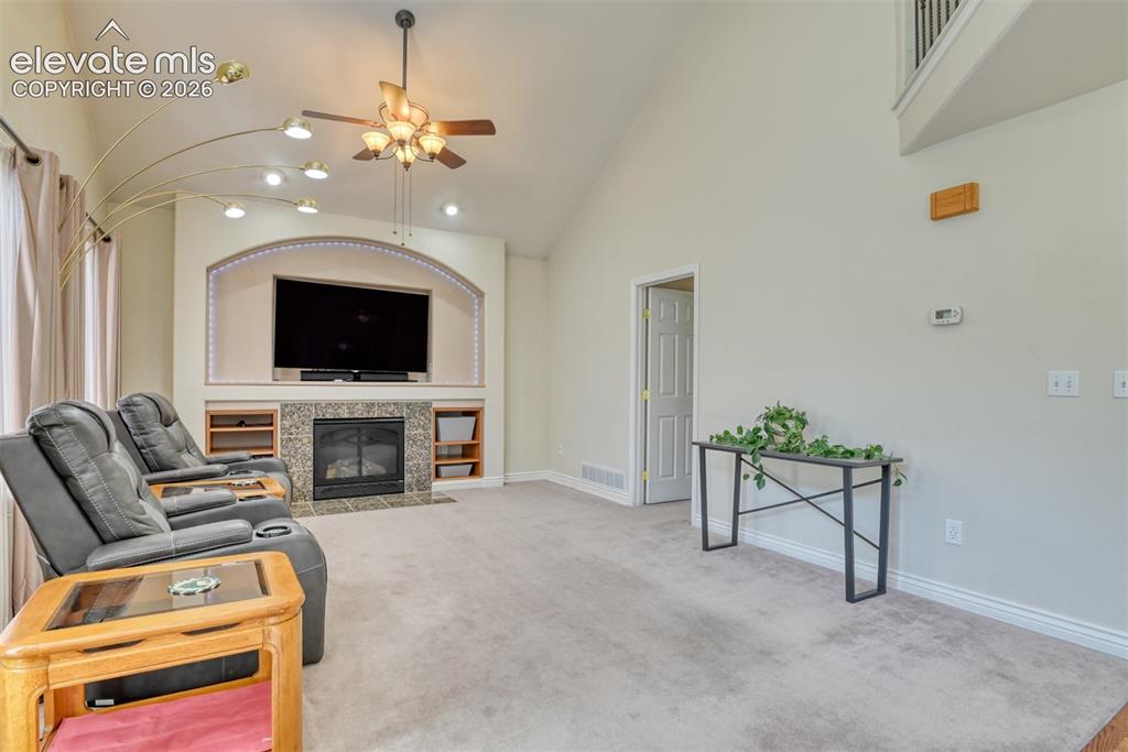 Image 10 of 50: Living Room