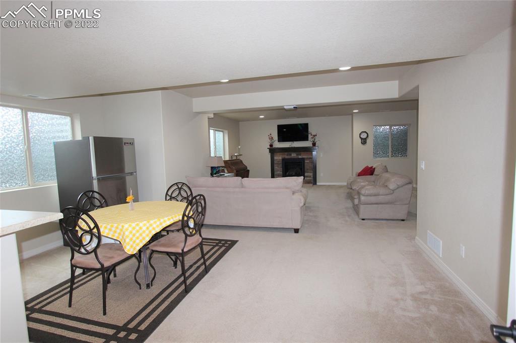 Listing 1944907, Image 25 of 41