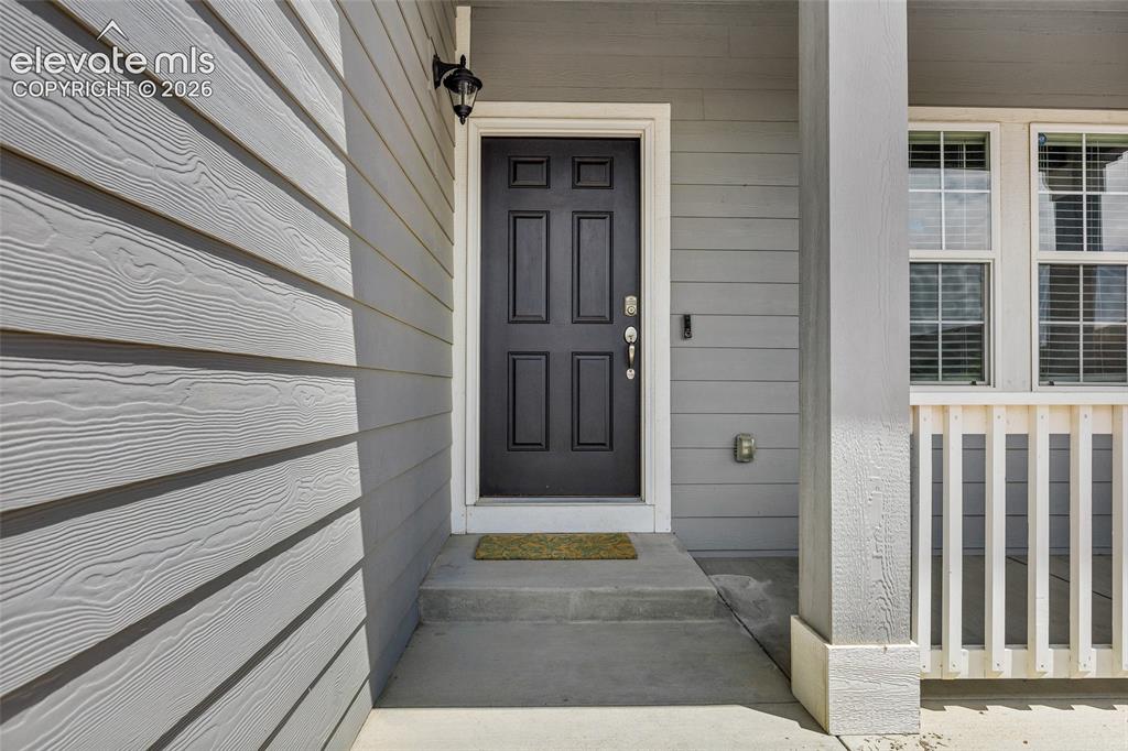Image 4 of 36: Entry