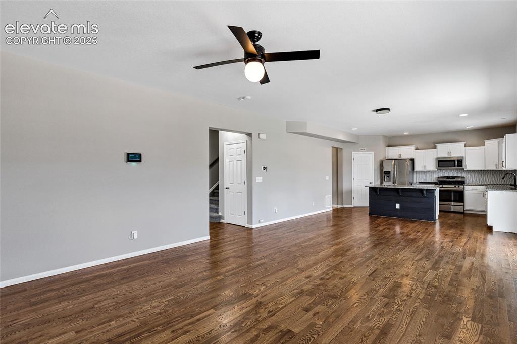 Image 9 of 36: Living Room