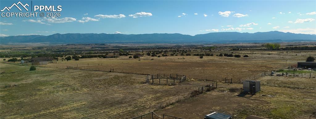 Image 22 of 27: An unbeatable view of the mountains South West of the property