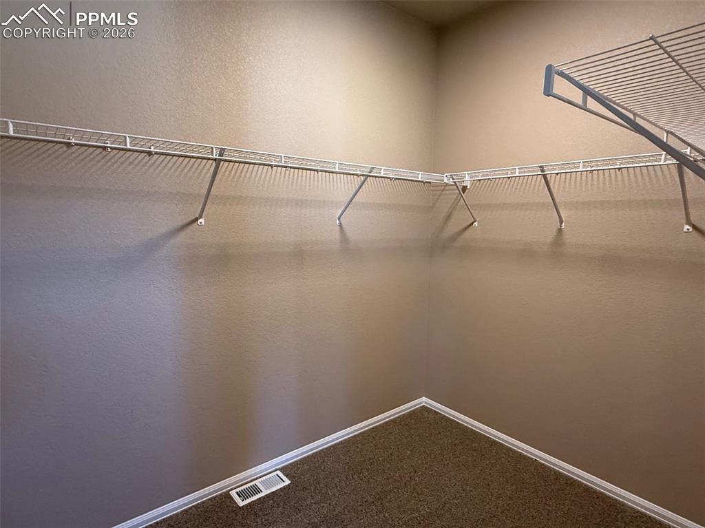 Image 16 of 31: Closet