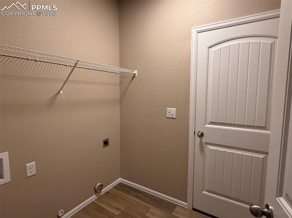 Image 17 of 31: Laundry