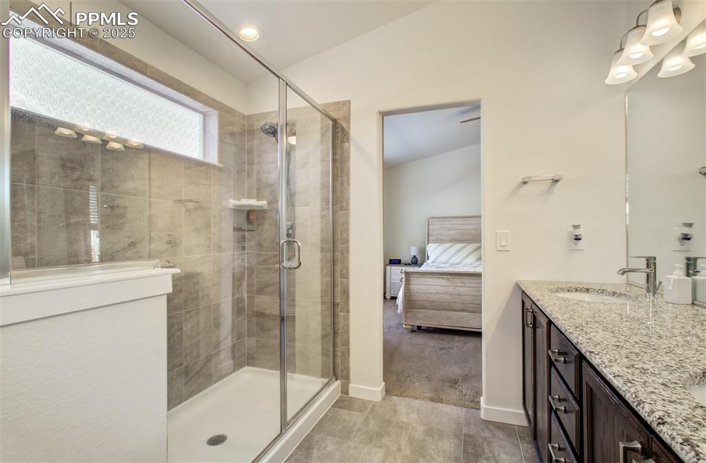 Image 16 of 41: Main bedroom bathroom