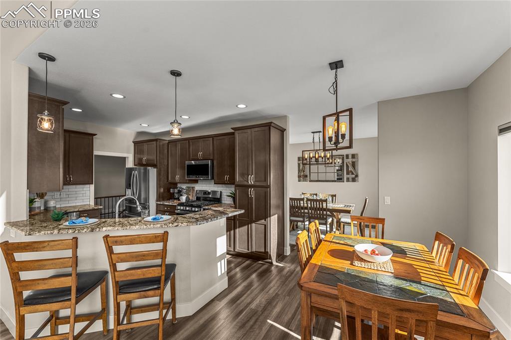 Image 9 of 48: Kitchen