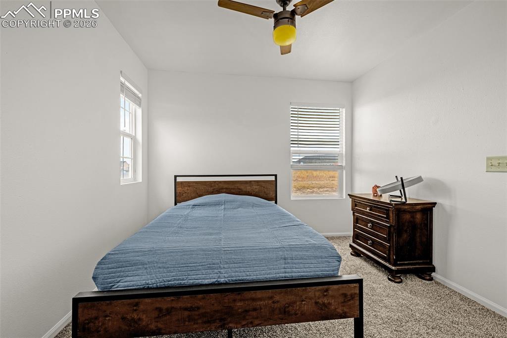 Image 17 of 37: Bedroom