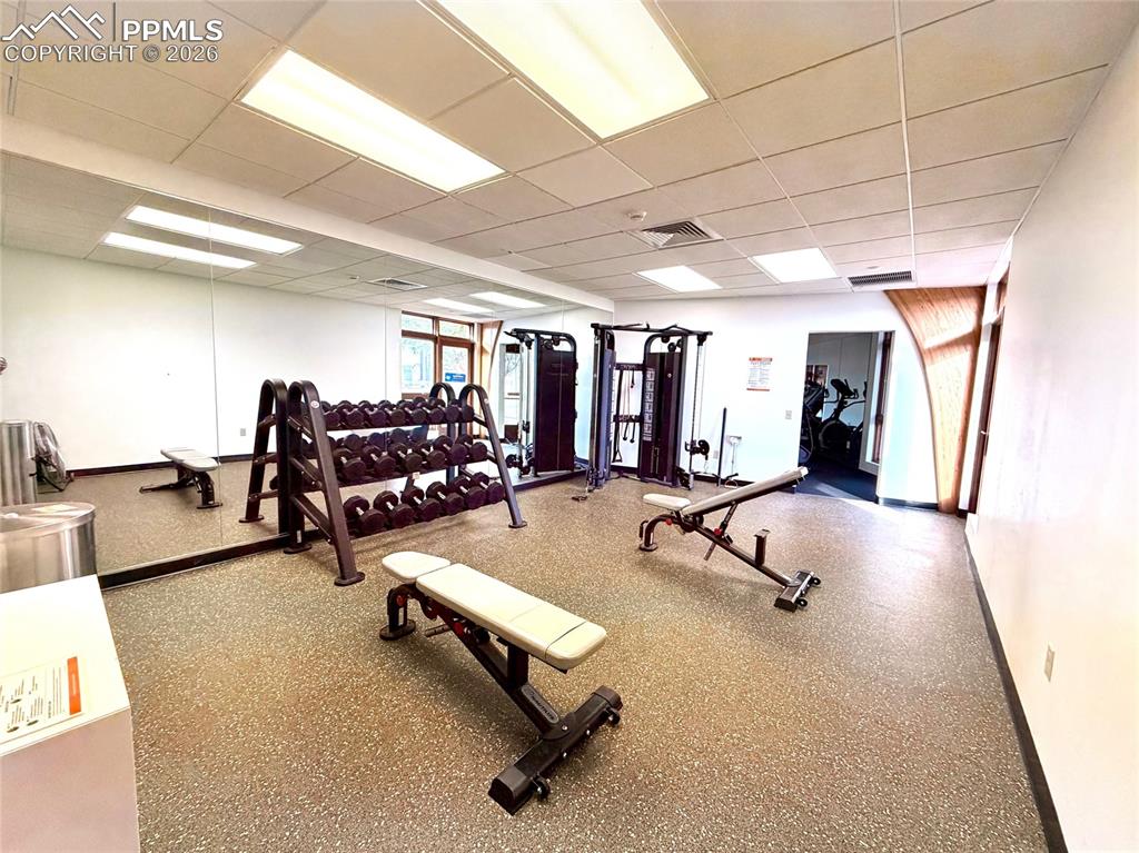 Image 29 of 34: Fitness area
