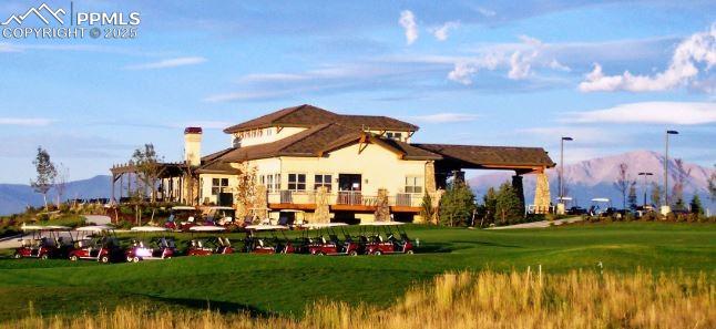 Image 41 of 41: Gold Course