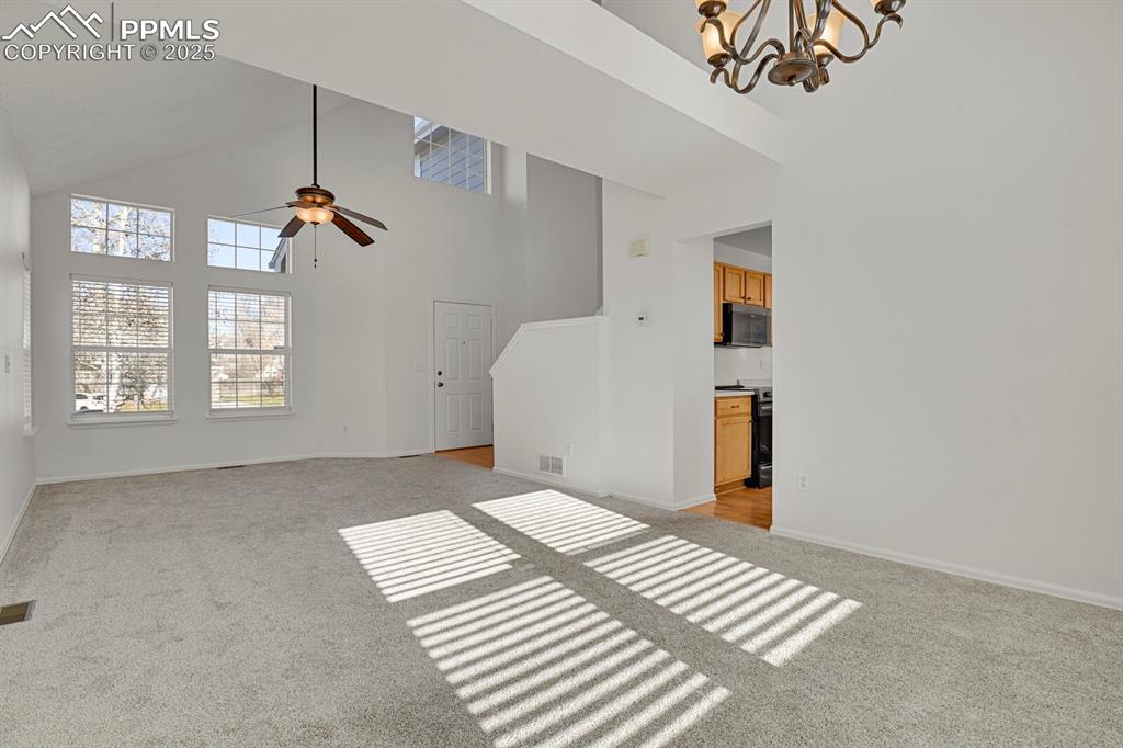 Image 6 of 33: Living Room