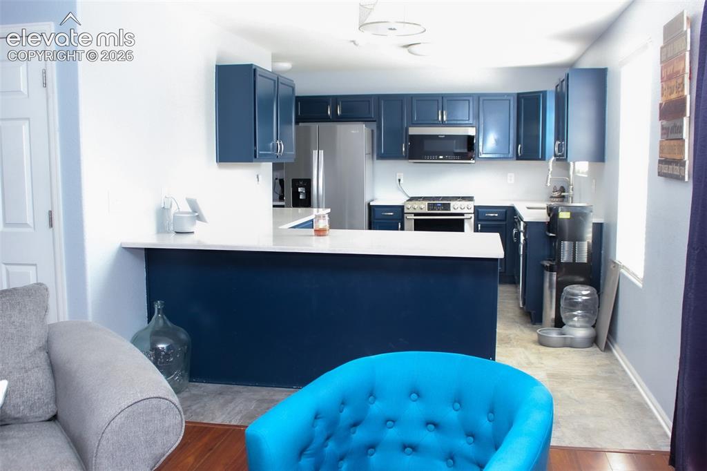 Image 10 of 43: Kitchen