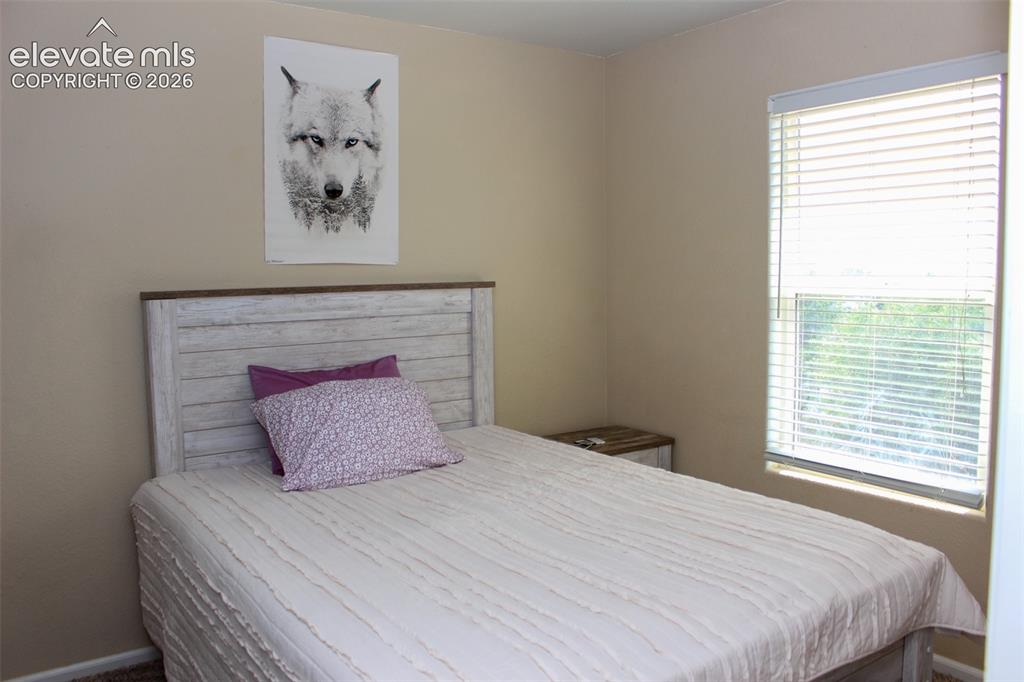 Image 21 of 43: Bedroom
