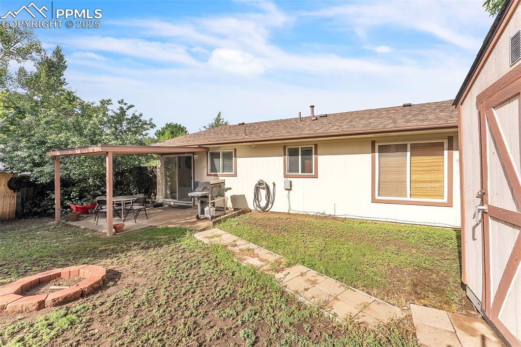 Image 26 of 45: Back of Structure