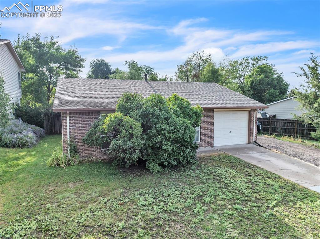 Image 33 of 45: Front of Structure