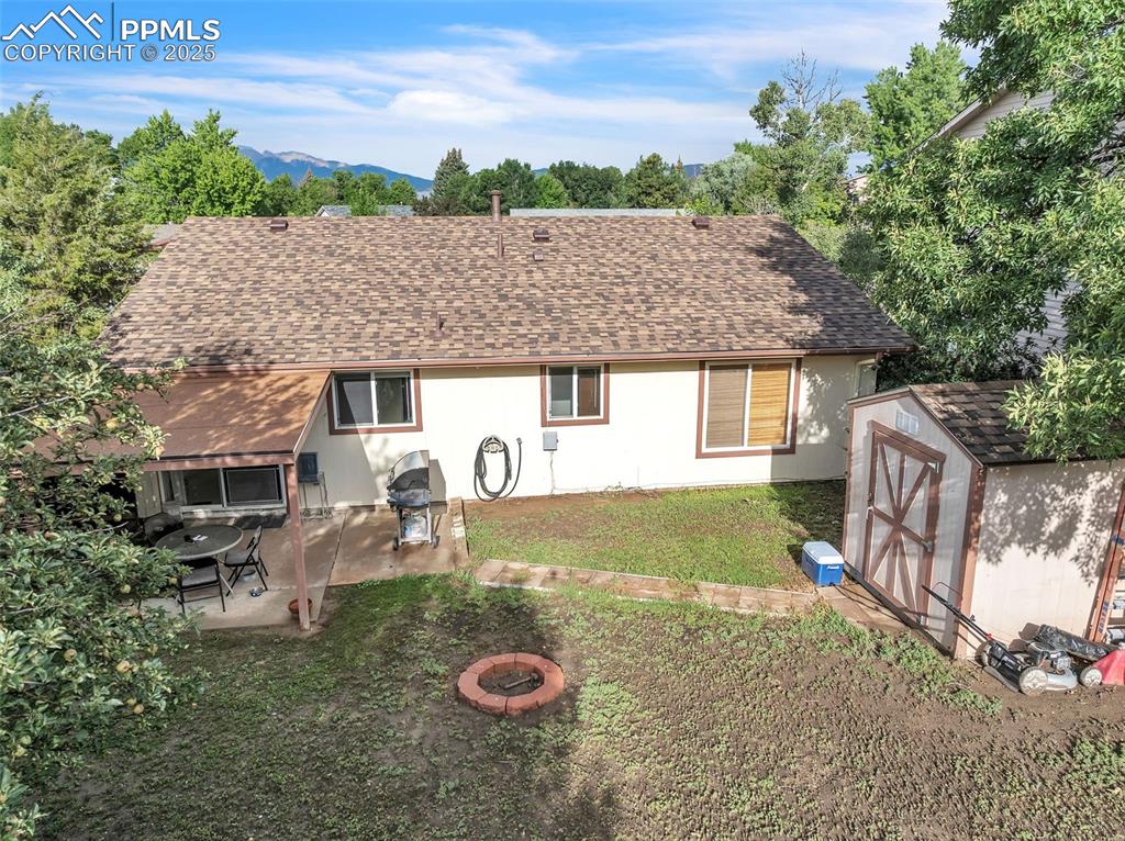 Image 42 of 45: Back of Structure