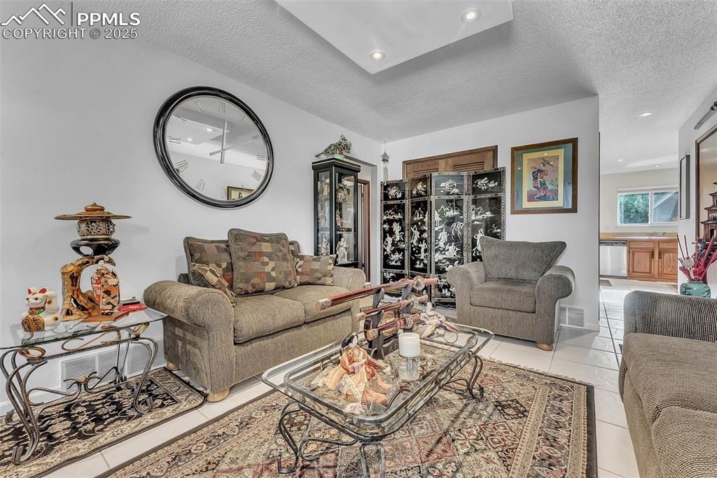 Image 8 of 45: Living Room