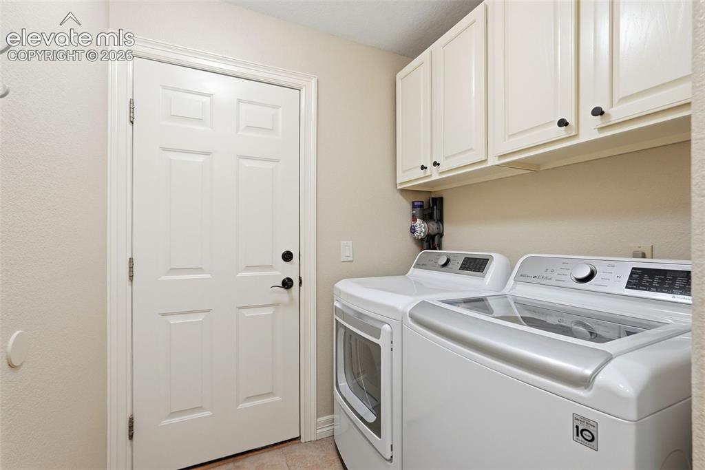 Image 13 of 47: Laundry