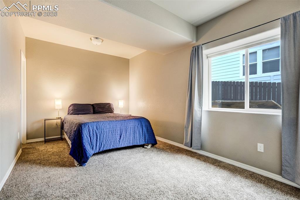 Image 32 of 46: Bedrom #5