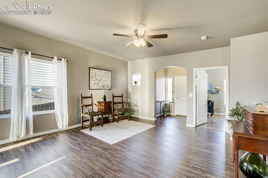 Image 7 of 46: Living Room