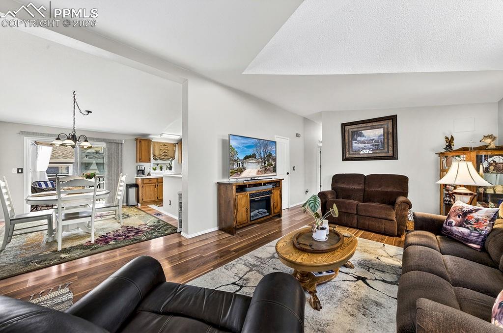 Image 24 of 48: Living Room