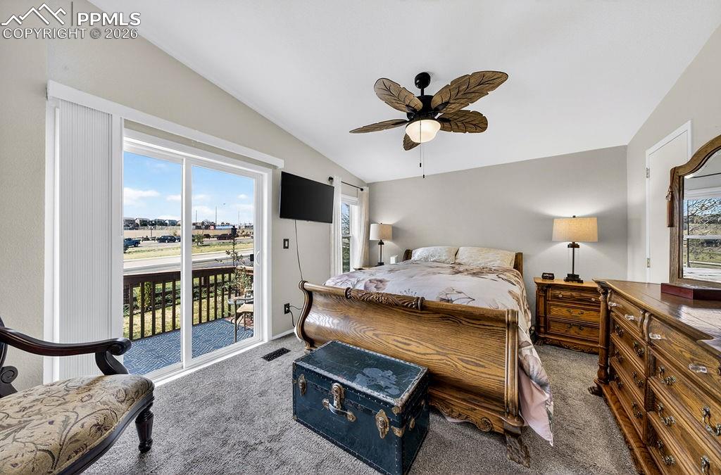 Image 26 of 48: Bedroom