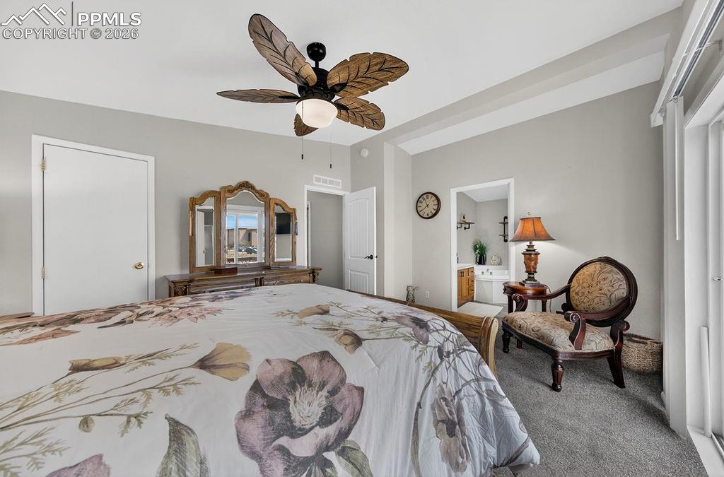 Image 27 of 48: Bedroom