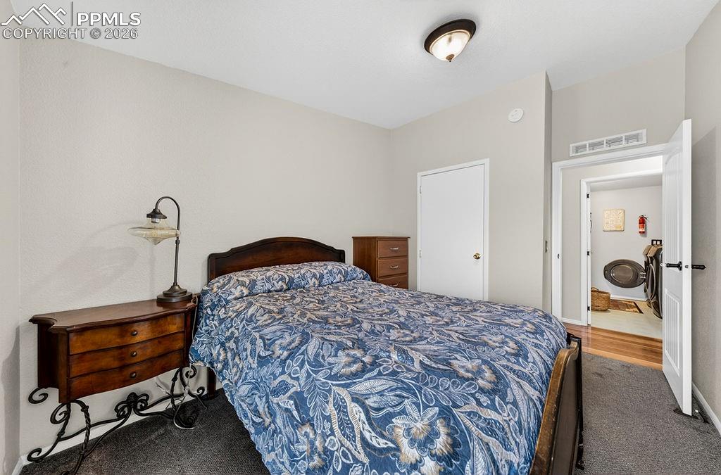 Image 35 of 48: Bedroom